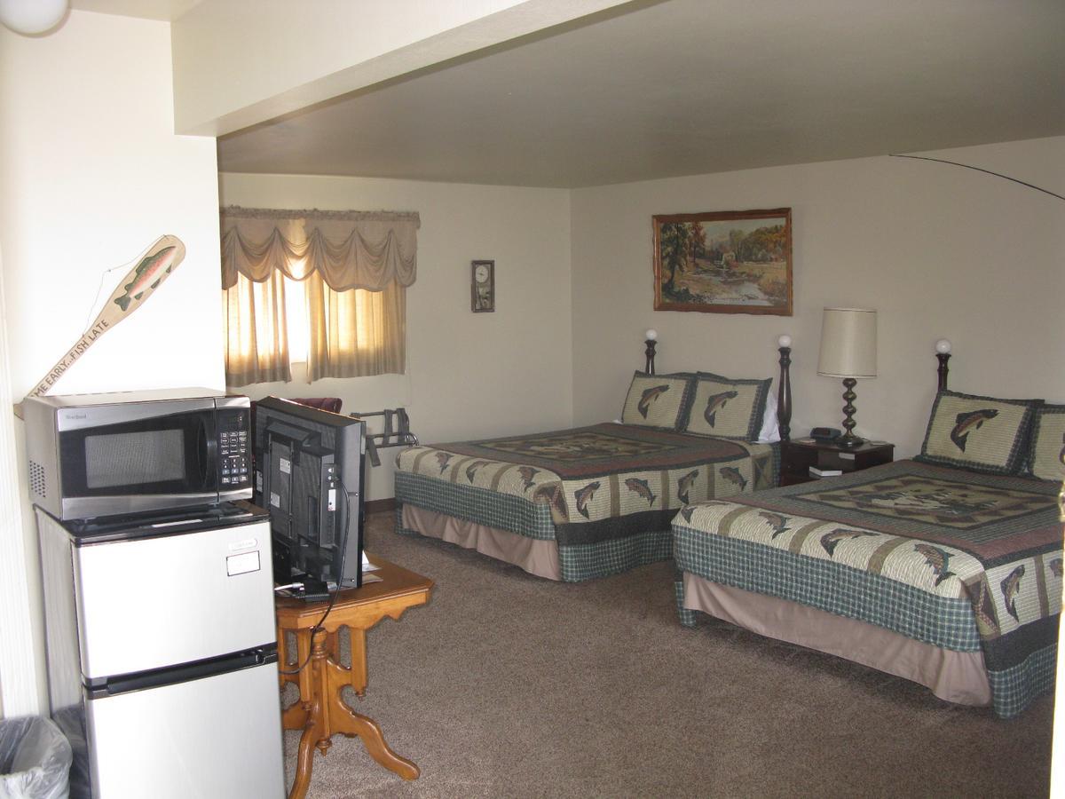 Rustlers Inn Prineville Exterior photo