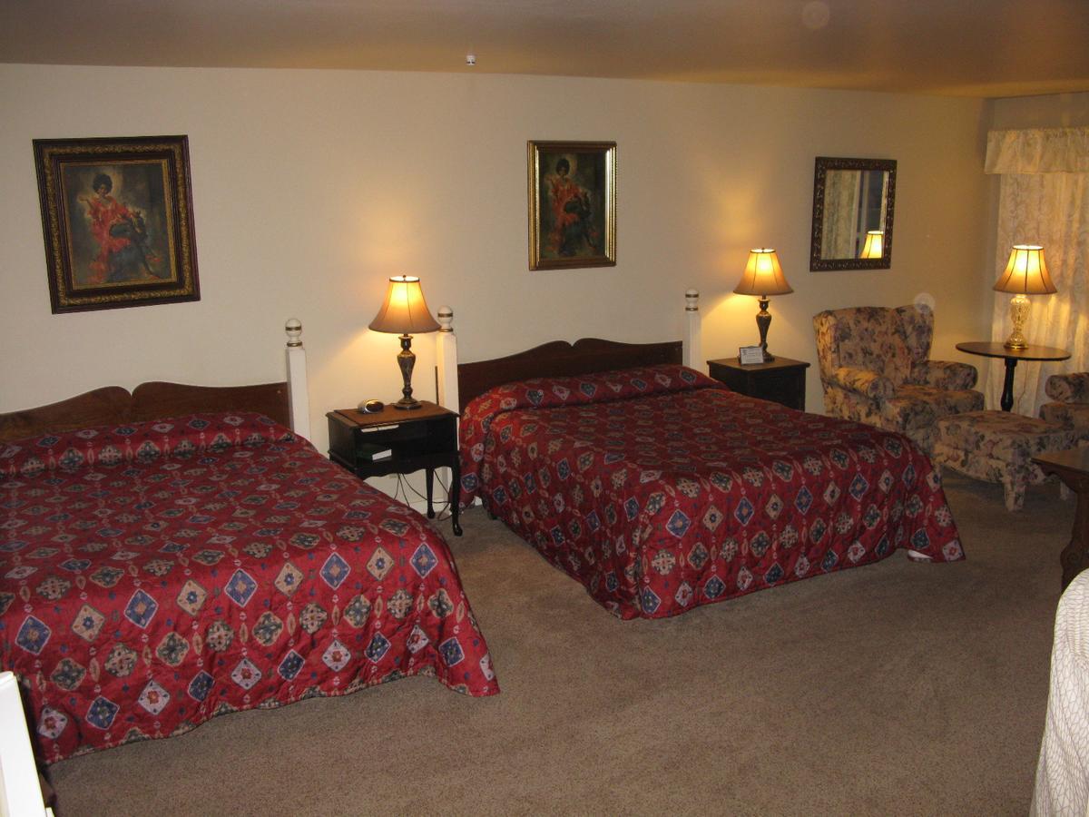 Rustlers Inn Prineville Exterior photo