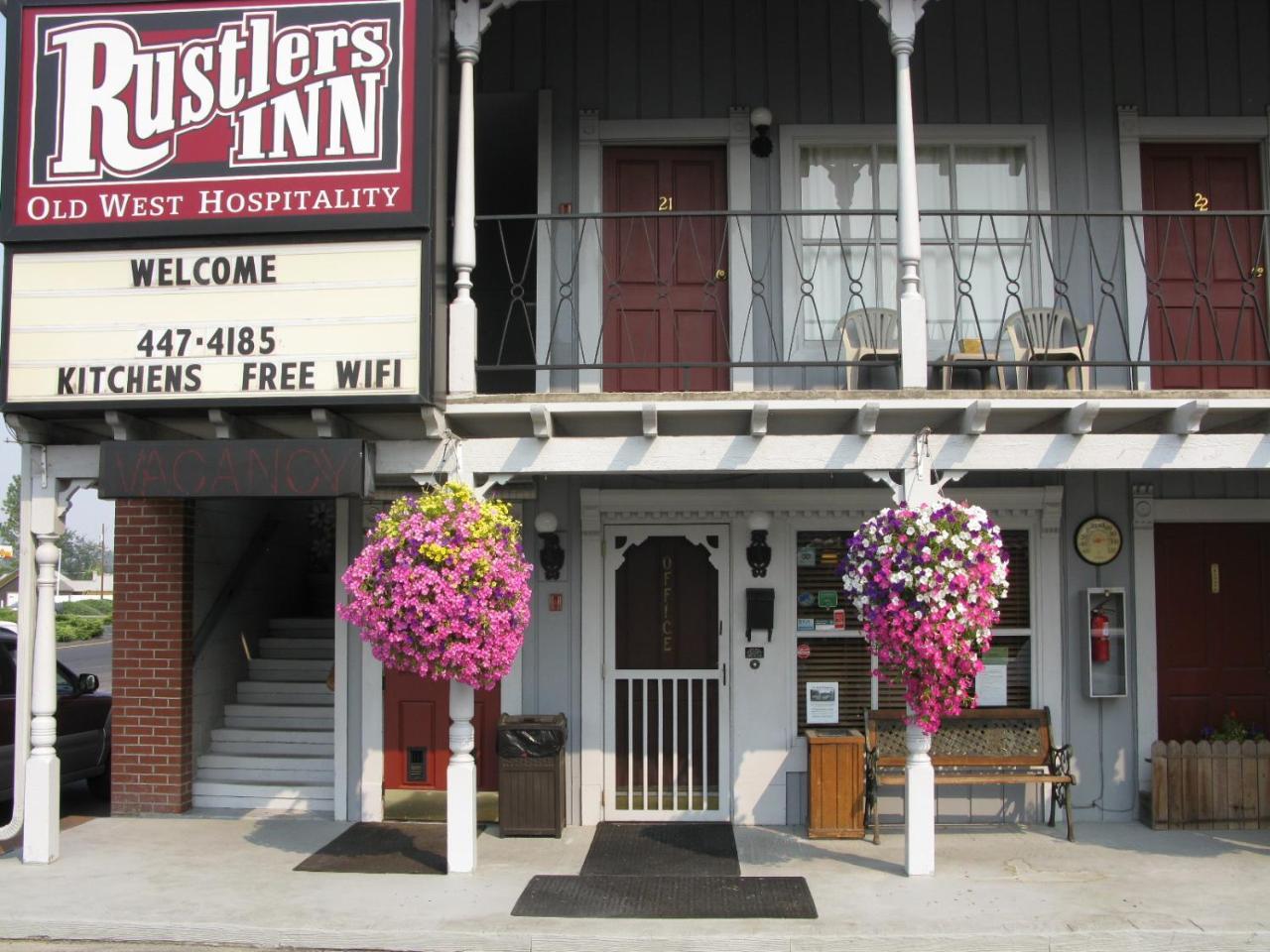 Rustlers Inn Prineville Exterior photo